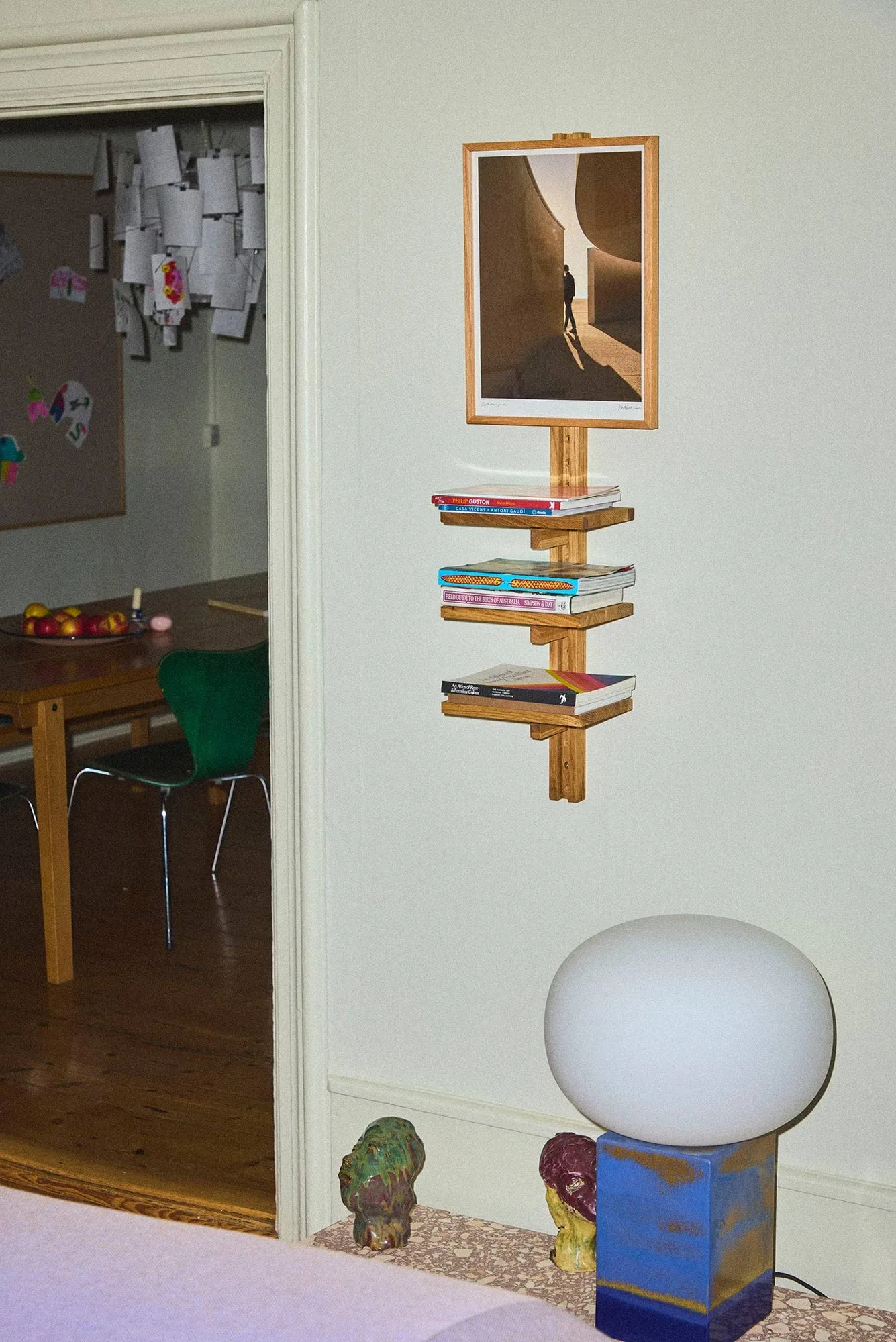 Artefakt Shelf Spine hylleskinne, 100 cm Paper Collective