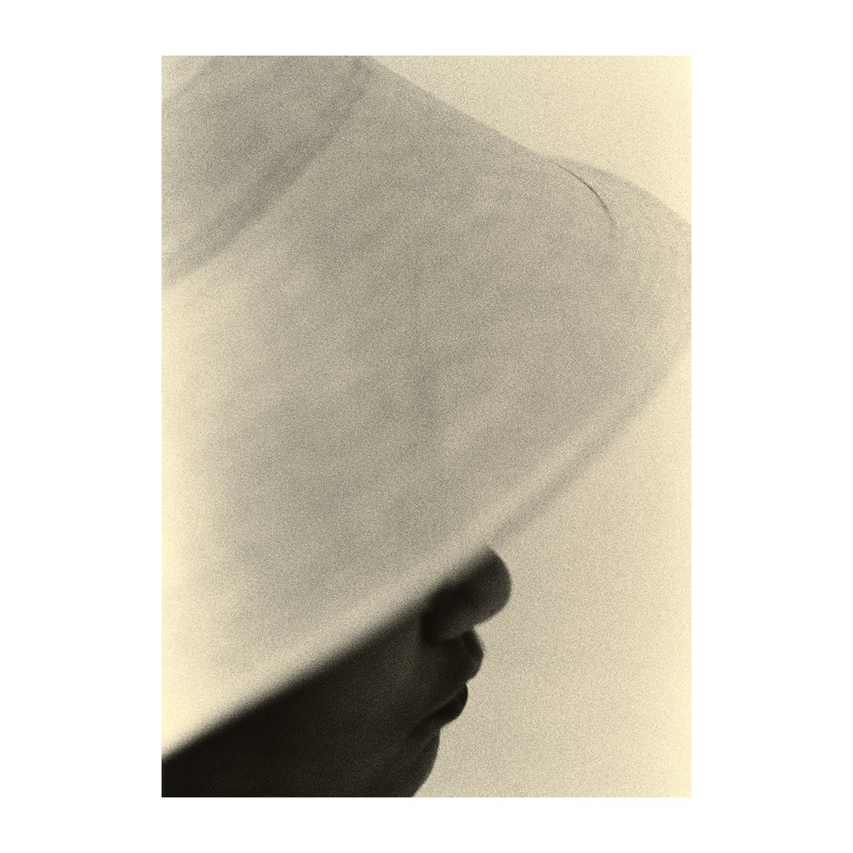 Paper Collective Girl and Hat plakat 30 x 40 cm
