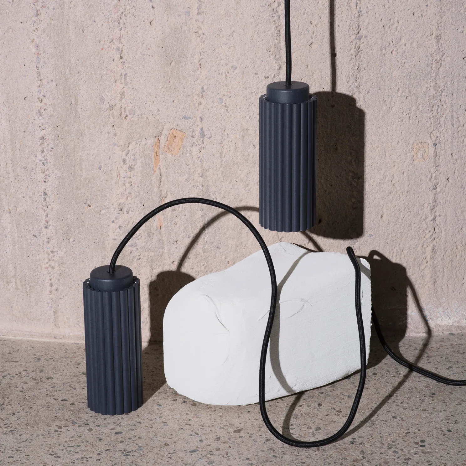 Donna 7 taklampe GU9, Black ink Pholc