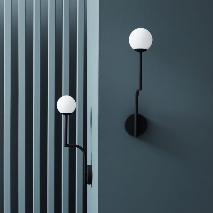 Mobil 46 vegglampe, sort Pholc