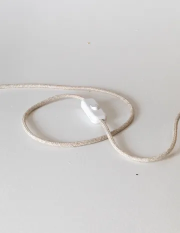 Signature 35 bordlampe - Amber-bjørk, Ø36,5x53 cm - Pilke