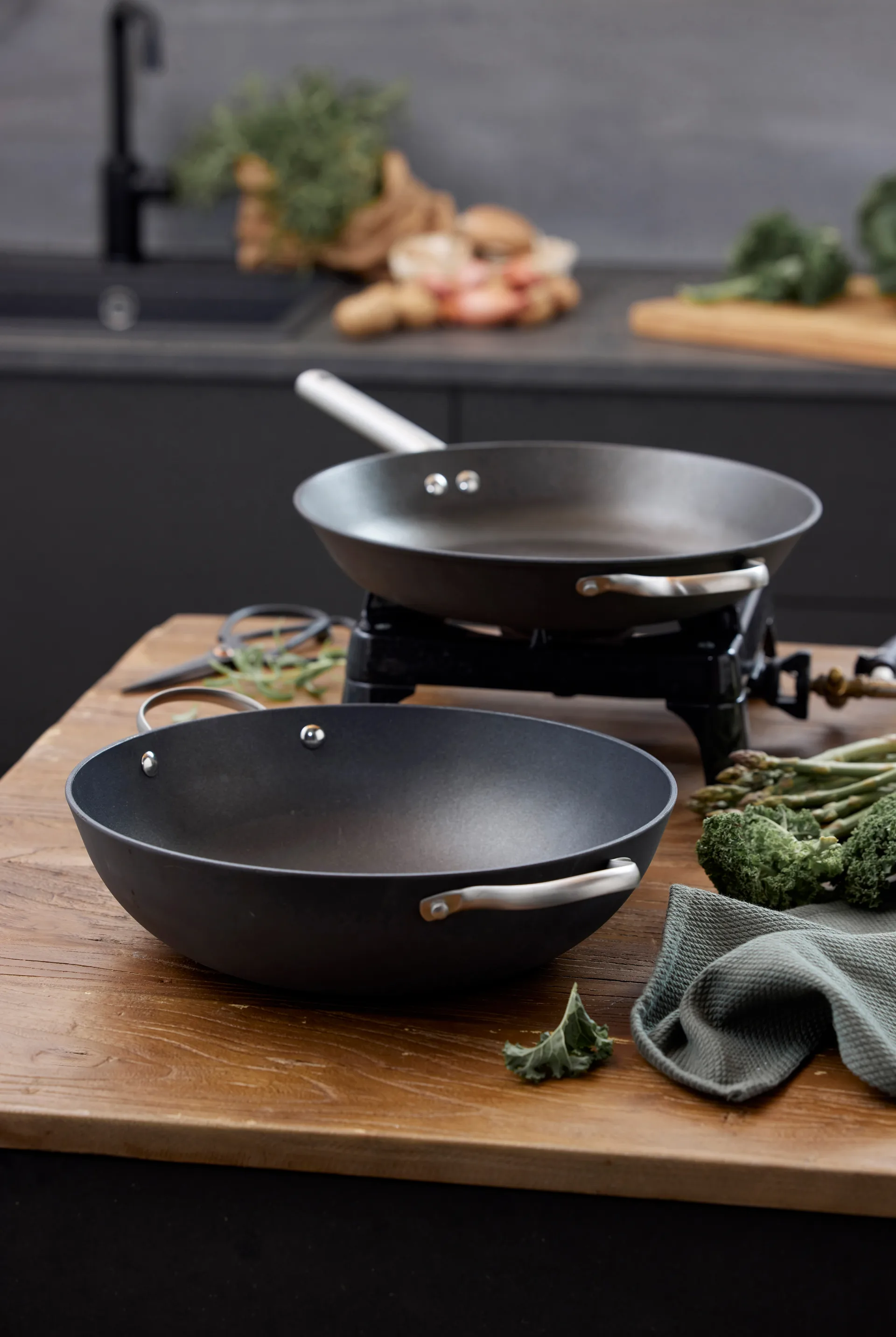 Garonne wokpanne lettvektstøpejern, Ø 34 cm Pillivuyt