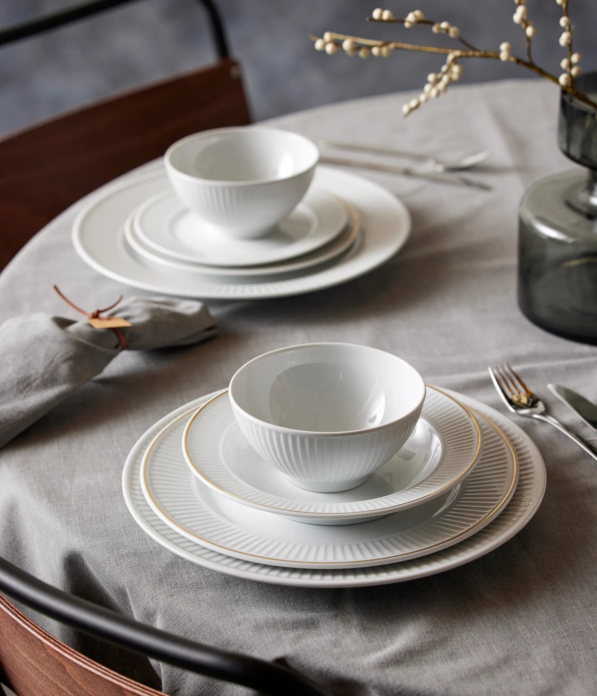 Plissé tallerken med gullkant Ø 22 cm, Hvit Pillivuyt