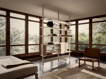 Pira vitrineskap - Hvit eik–riflet glass, 90×31 cm, 4 dører - Pira