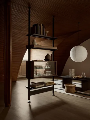 Pira vitrineskap - Valnøtt-klarglass, 70x31 cm, glassrygg - Pira