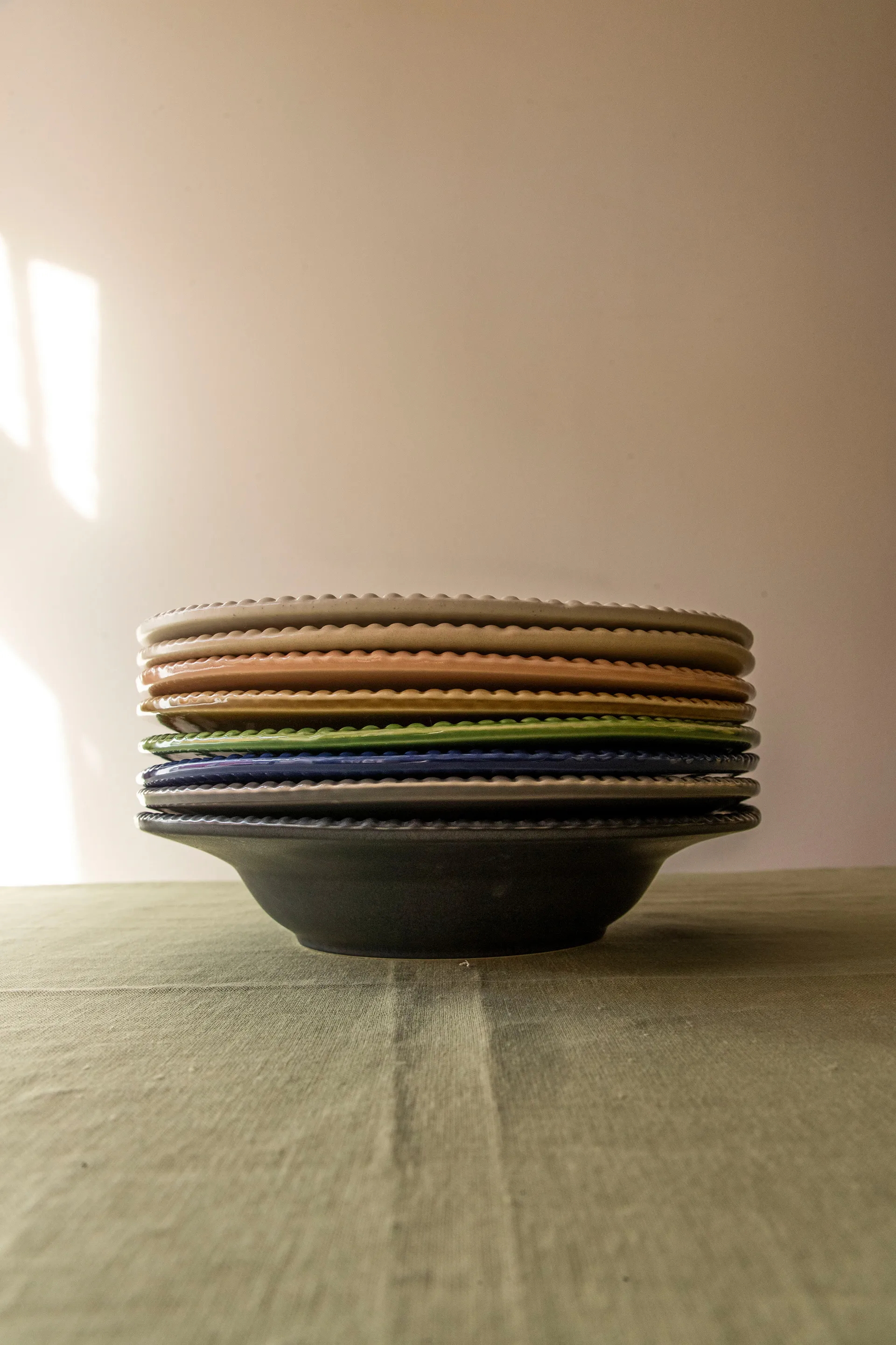 Daria pastatallerken Ø 35 cm, Clean grey PotteryJo