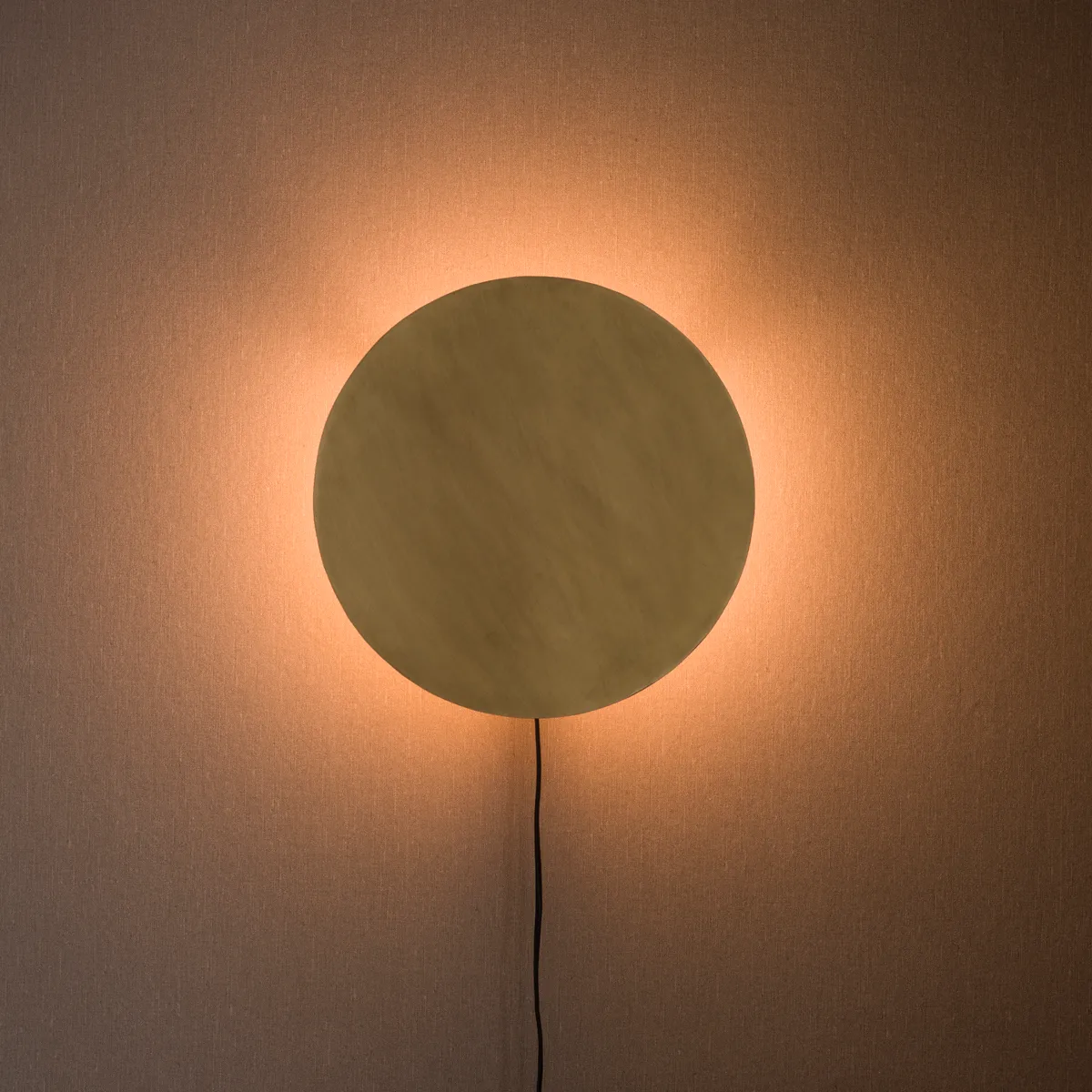 Fullmoon vegglampe Ø35 cm, Pale gold PR Home