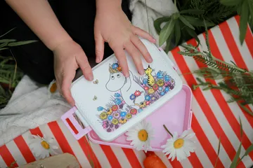 Mummi Eng lunchboks 12x18,5 cm - Lilla-rosa - Rätt Start