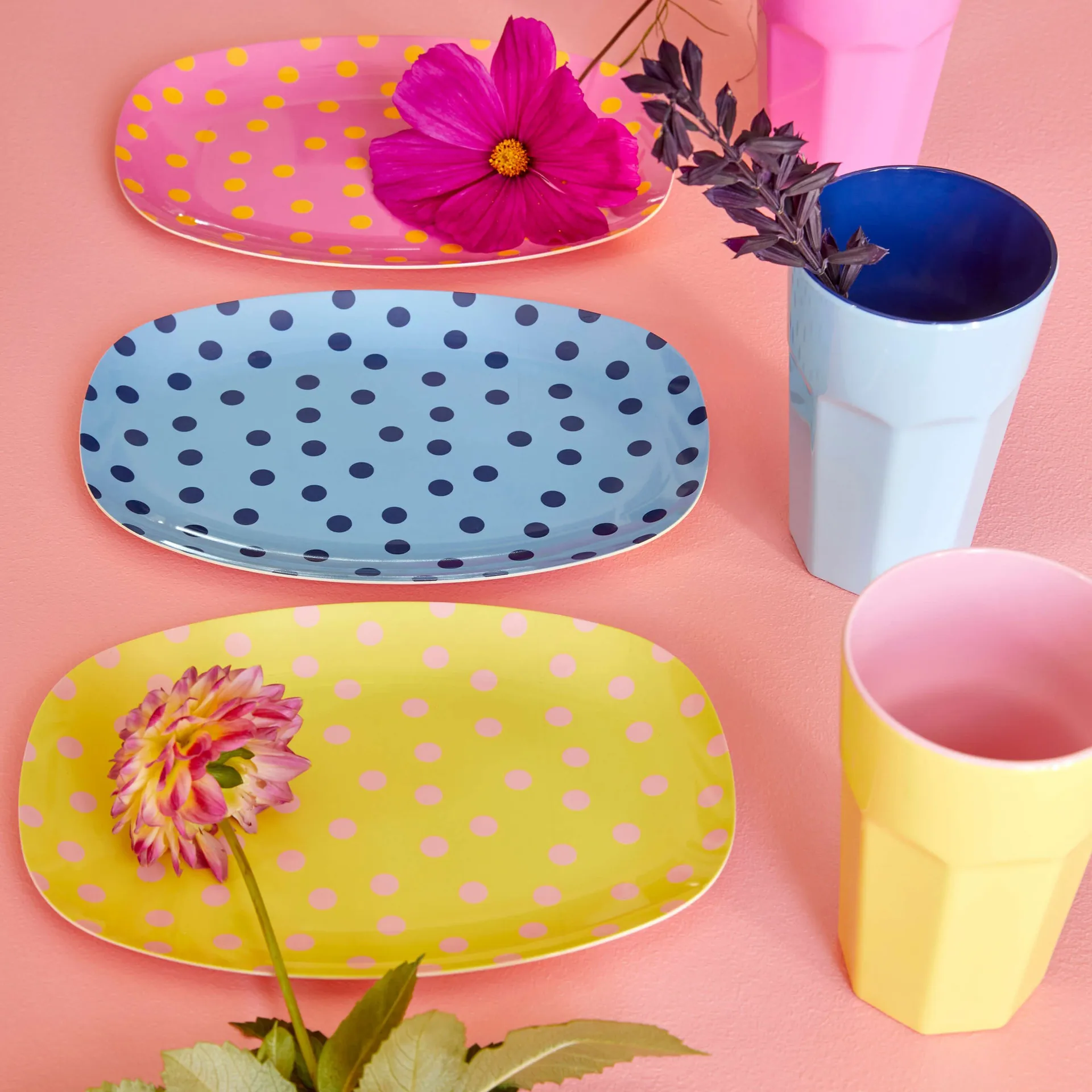 Rice melamintallerken 16,5x23 cm, Pink dot RICE