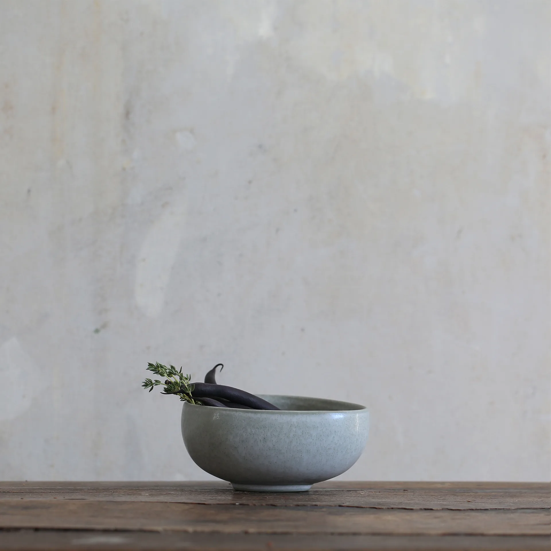 Bowl no. 8, Ash grey Ro Collection