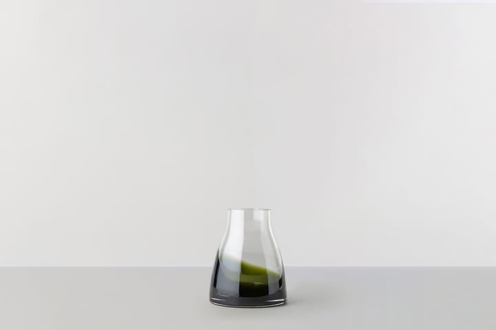 Flower vase no. 2 - Moss green - Ro Collection