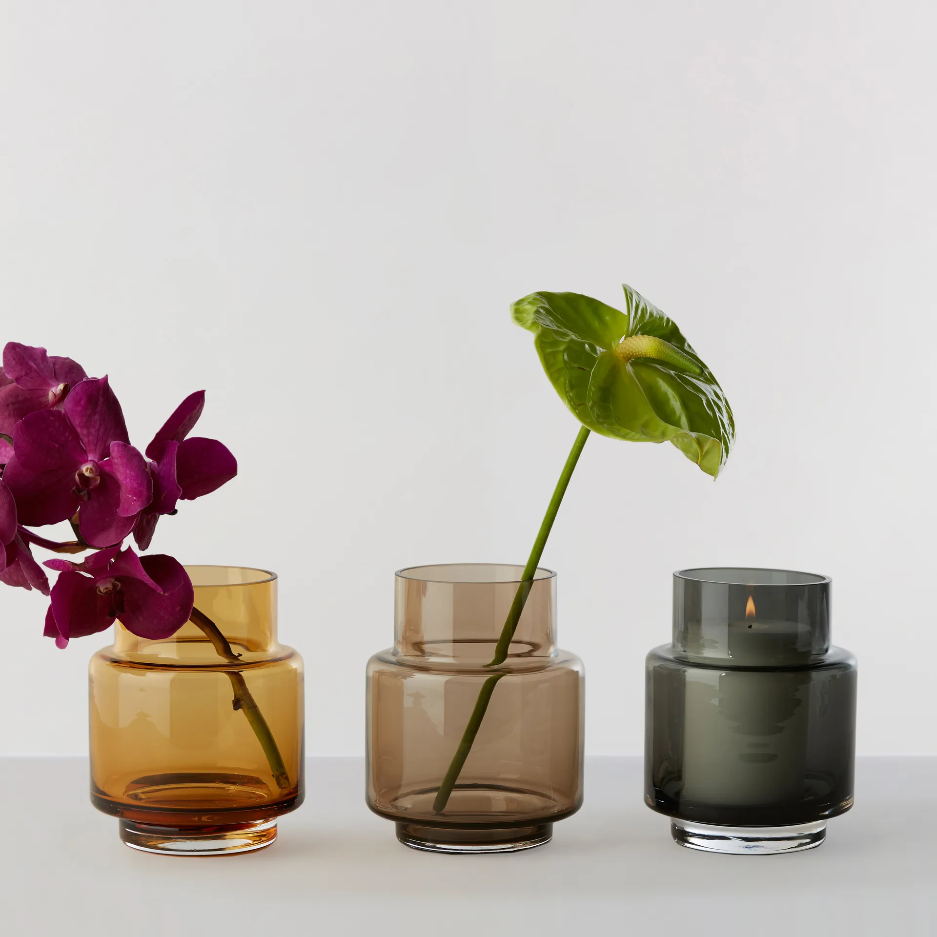 Hurricane no. 53, Amber Ro Collection