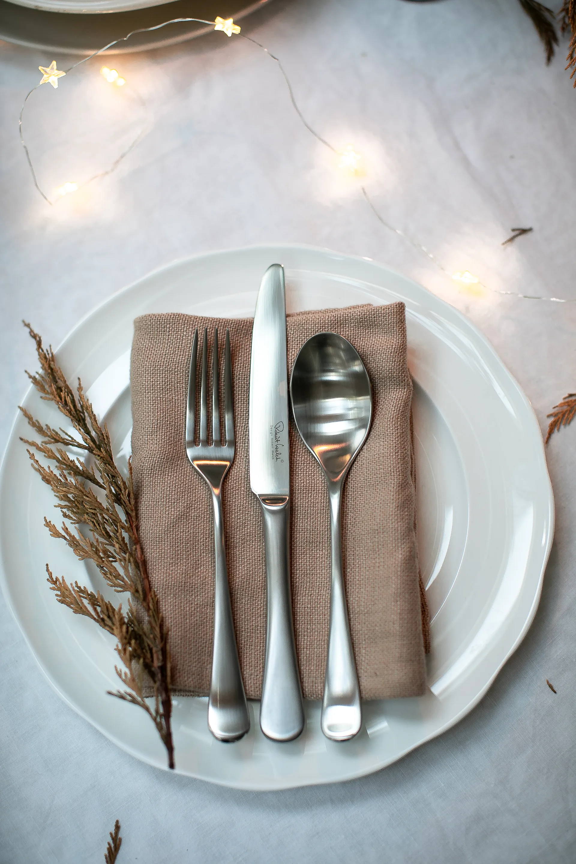 Radford bestikk matt, 84 deler Robert Welch