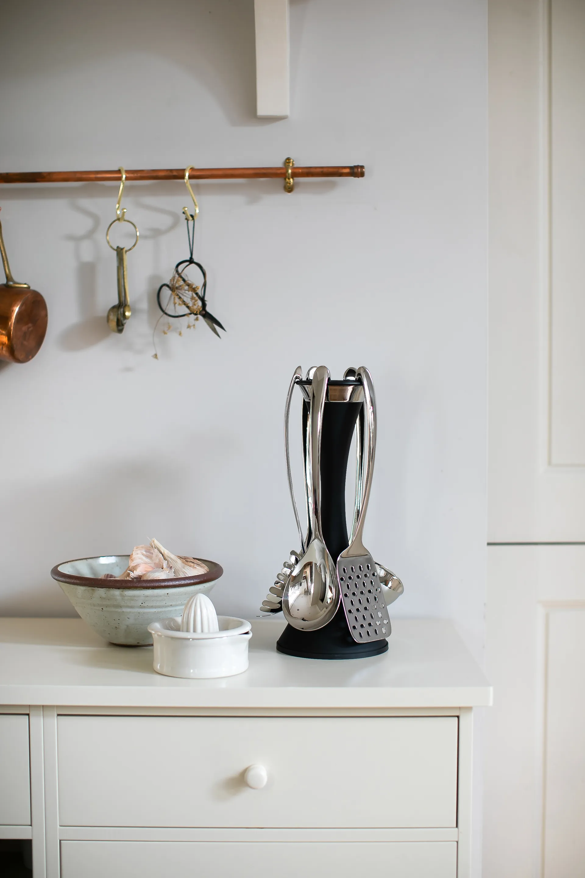 Robert Welch Signature kjøkkenredskapsholder 6 deler, Svart Robert Welch