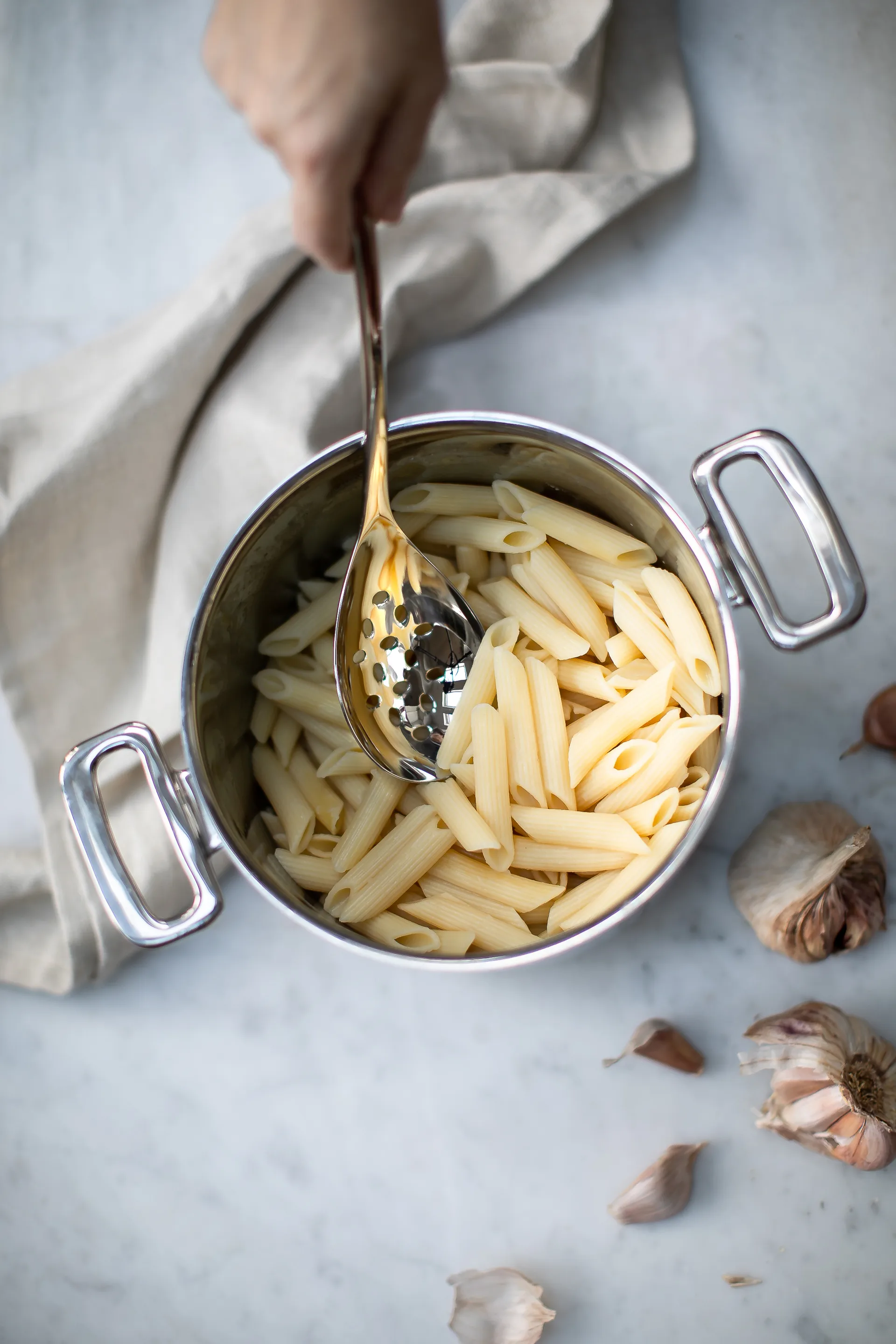 Signature dyp hullsleiv 32 cm, Rustfritt stål Robert Welch