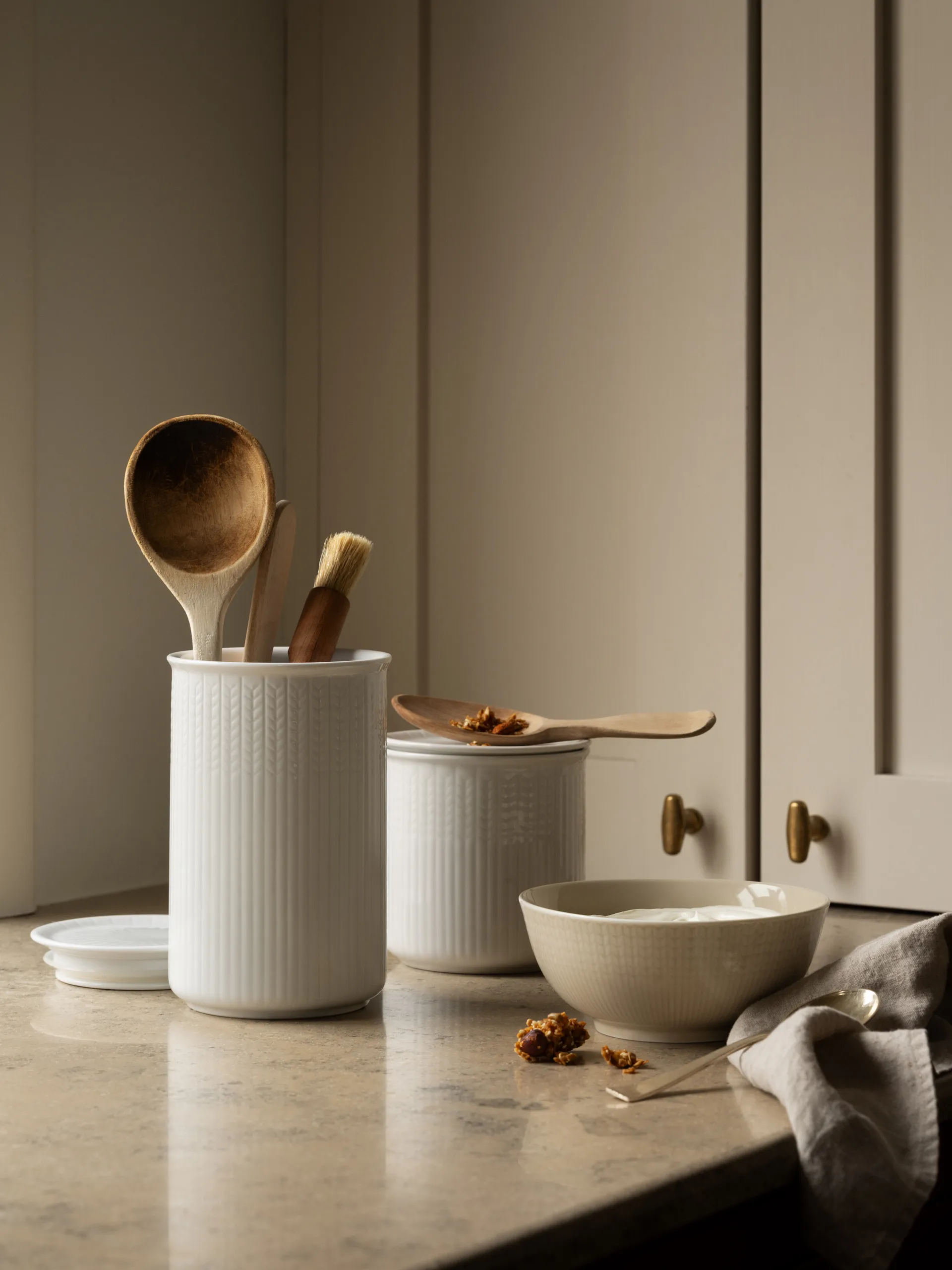 Swedish Grace oppbevaringsboks M 0,8 L, Snø Rörstrand