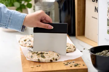 Emma deigskjærer stål - Black - Rosti