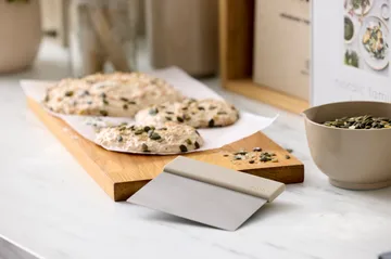 Emma deigskjærer stål - Humus - Rosti