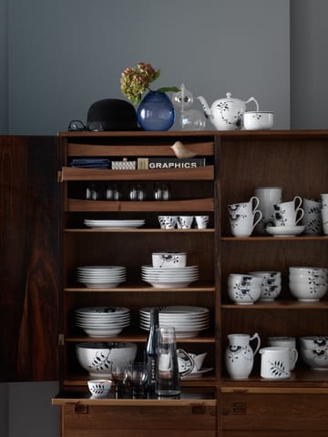Black Fluted Mega tallerken 2 - Diameter 22 cm - Royal Copenhagen