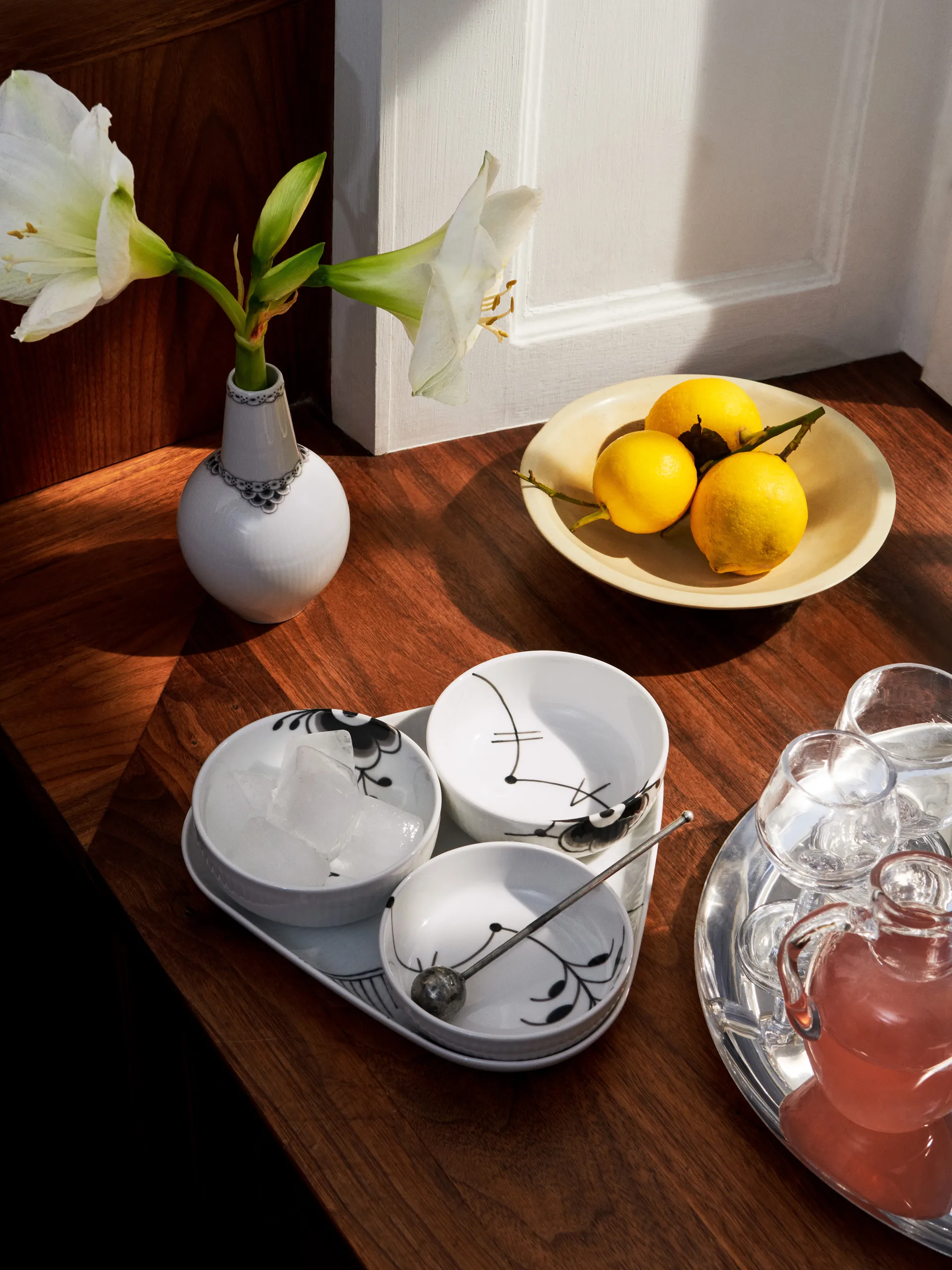 Black Lace vase 11,5 cm, Svart-hvit Royal Copenhagen