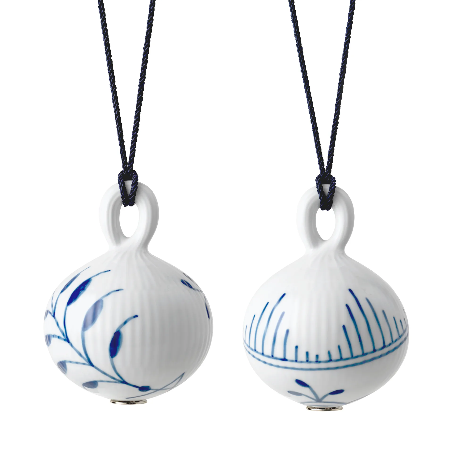 Blue Fluted Mega julekule 2 deler, Ø 9,5 cm Royal Copenhagen