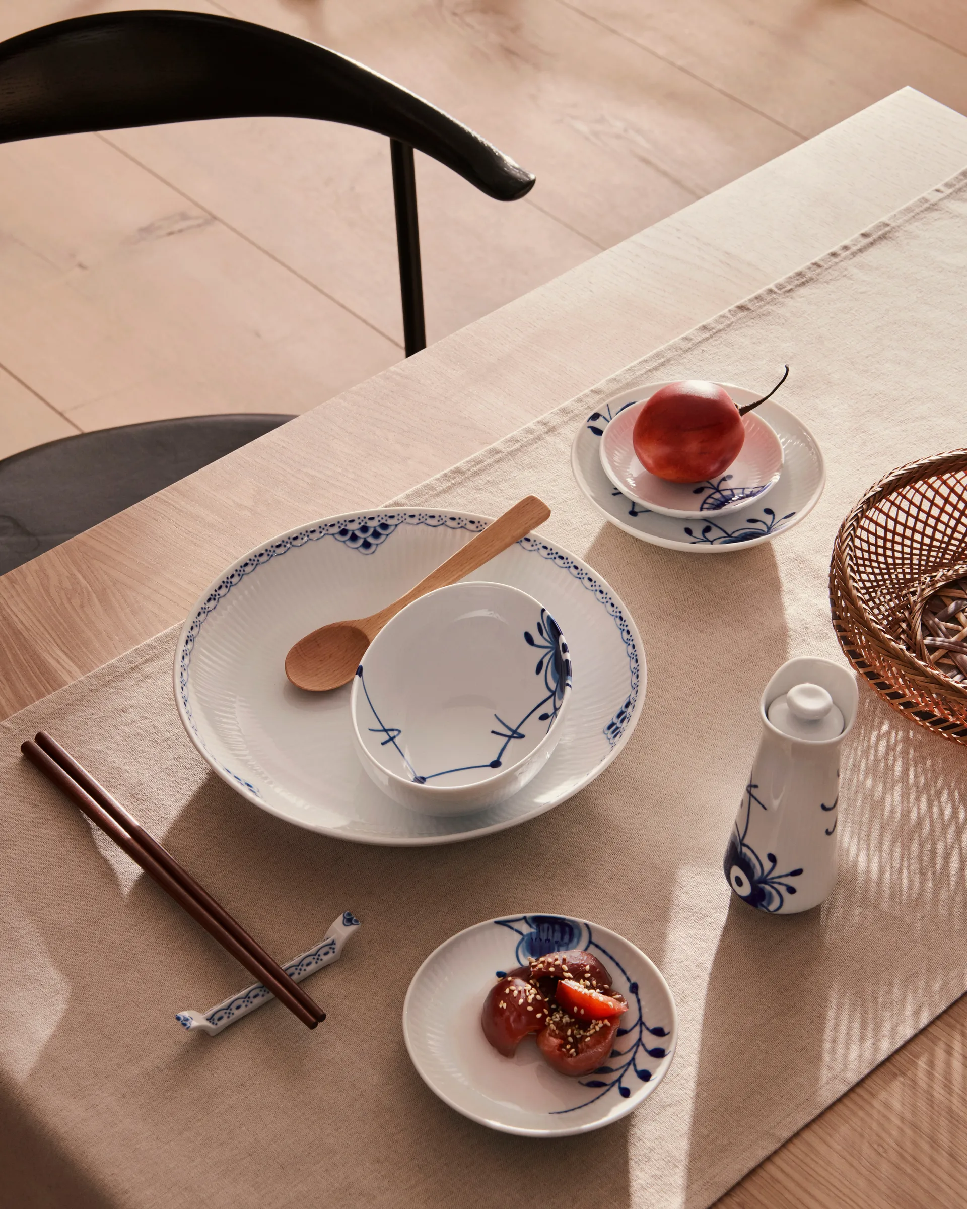 Blue Fluted Mega sauskanne med lokk 0,33 L, White-blue Royal Copenhagen