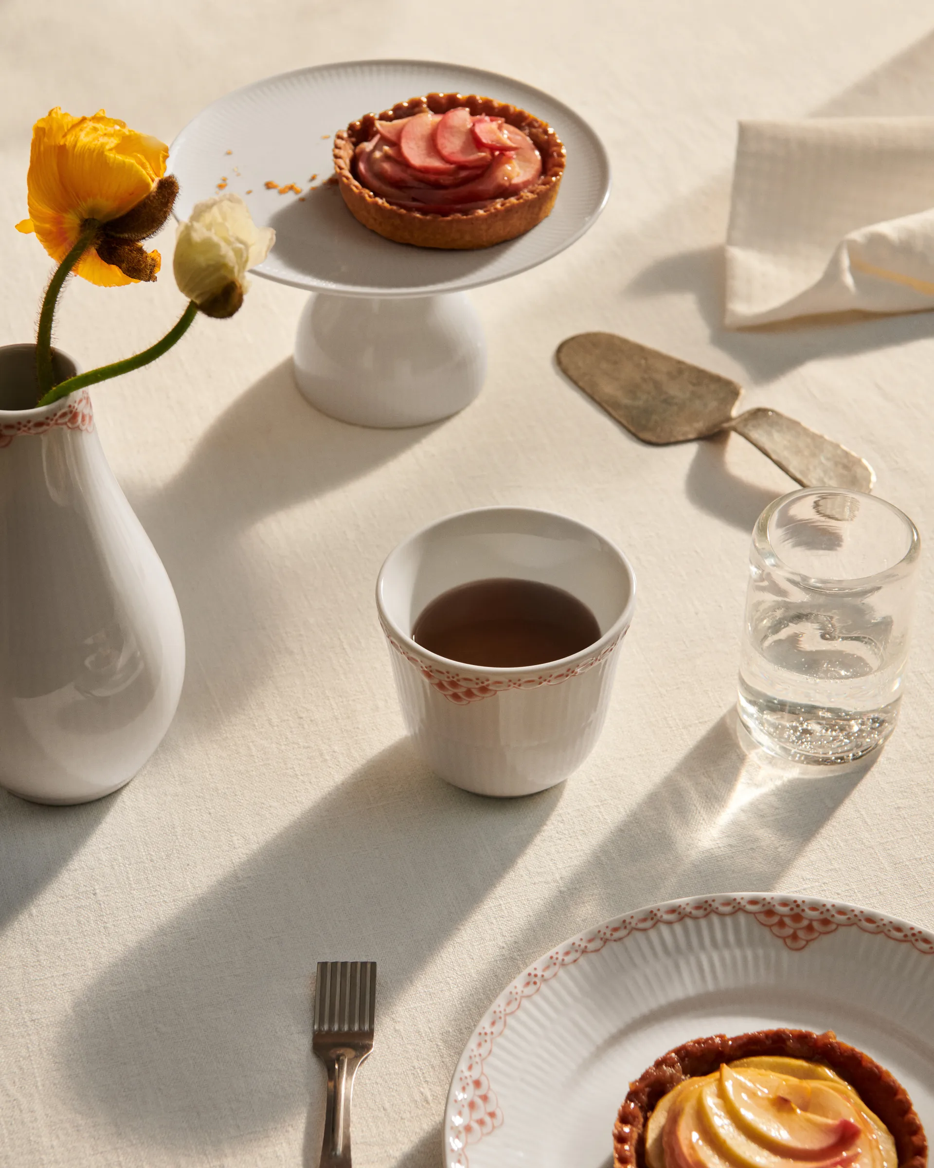 Coral Lace vase 18,5 cm, Korall-hvit Royal Copenhagen