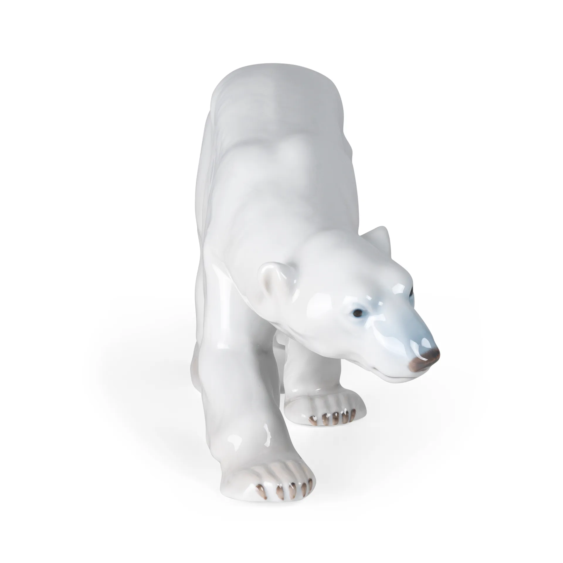 Royal Copenhagen dekorasjon gående isbjørn, 14 cm Royal Copenhagen