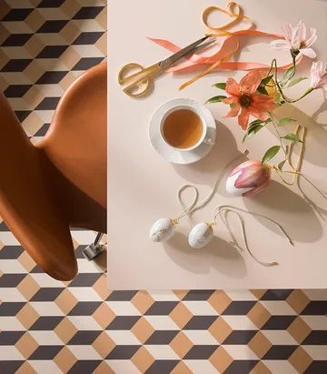 Royal Copenhagen påskeegg 2022 6 cm - Poetens påskelilje kronblad - Royal Copenhagen