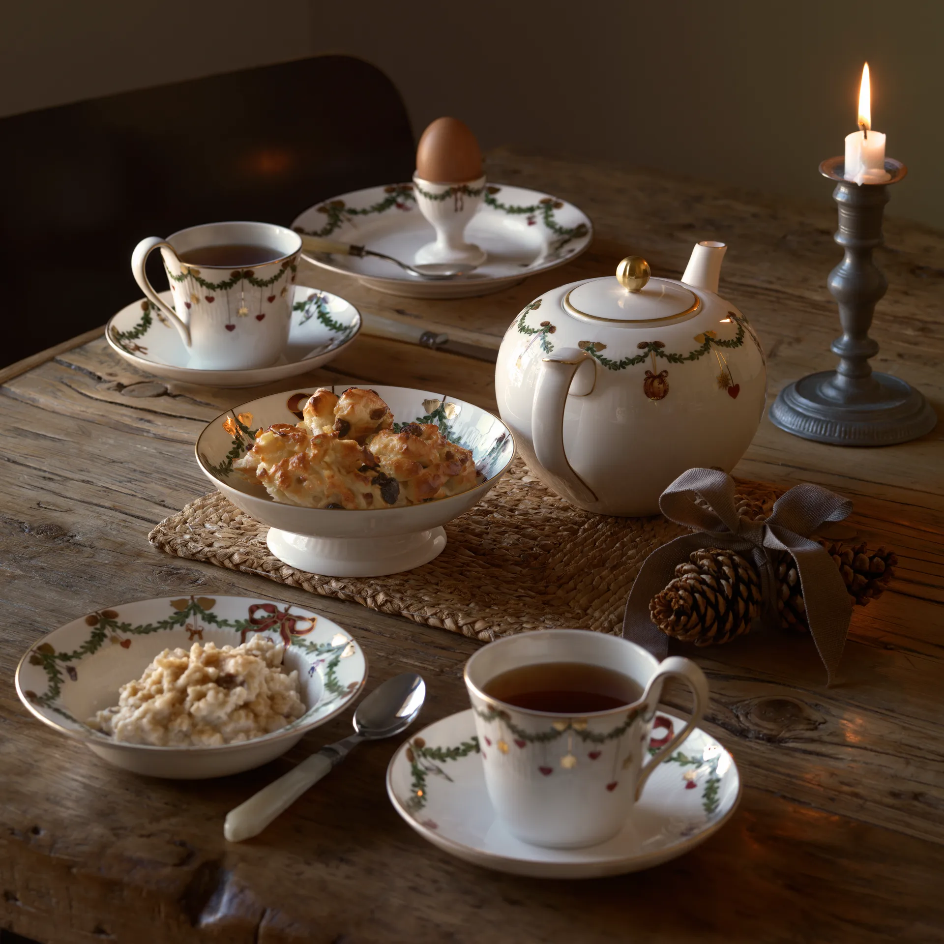 Star Fluted Christmas dyp tallerken, Ø 24 cm Royal Copenhagen