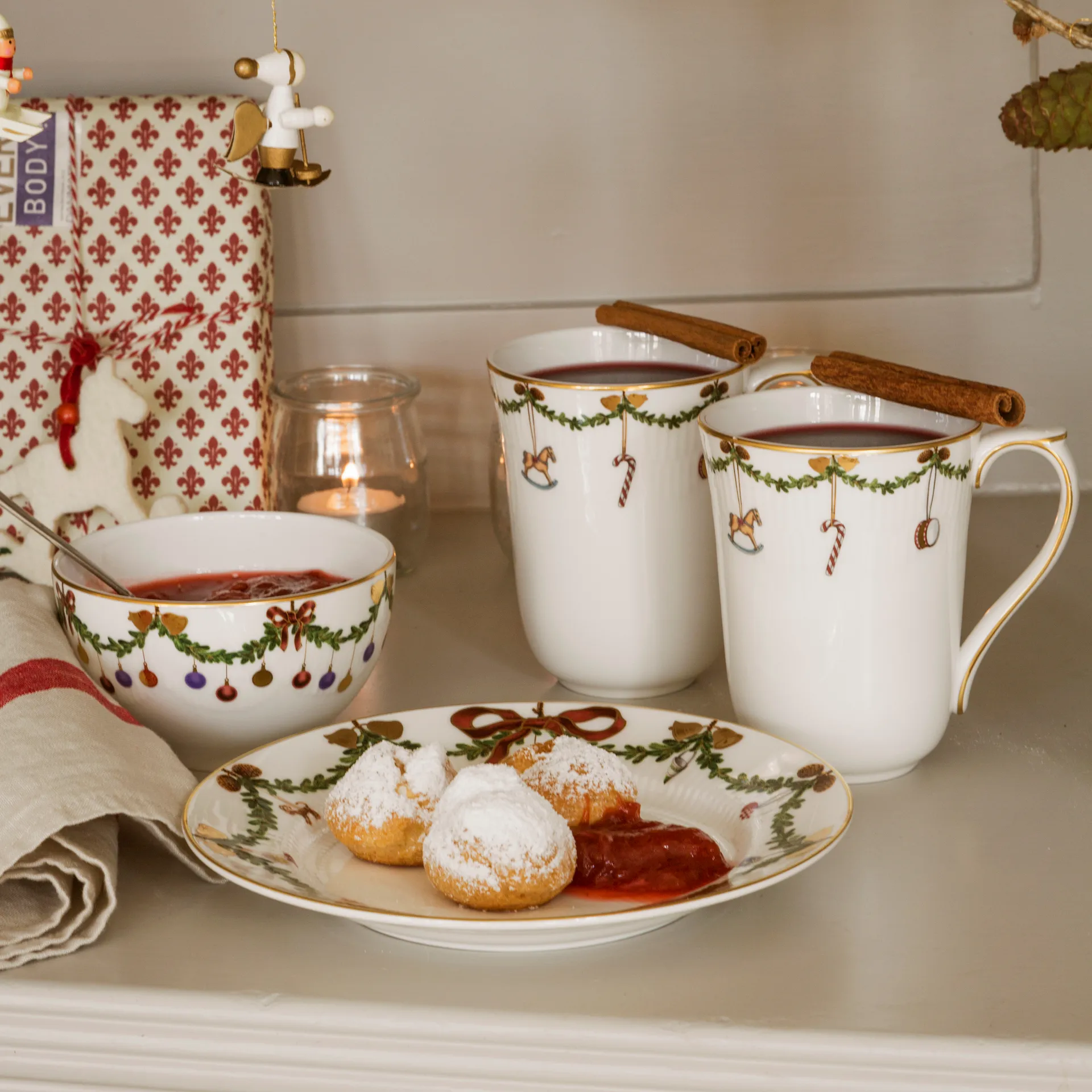 Star Fluted Christmas kopp 2 stk, 33 cl Royal Copenhagen