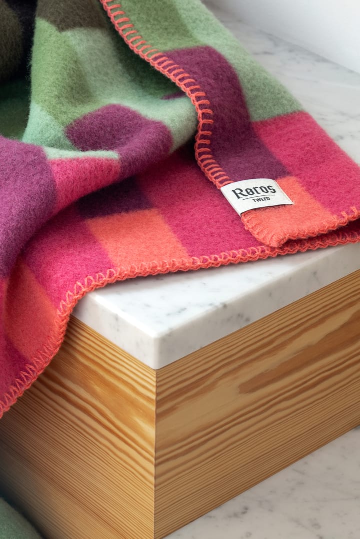 Åsmund bold teppe 135x200 cm, Pink-green Røros Tweed