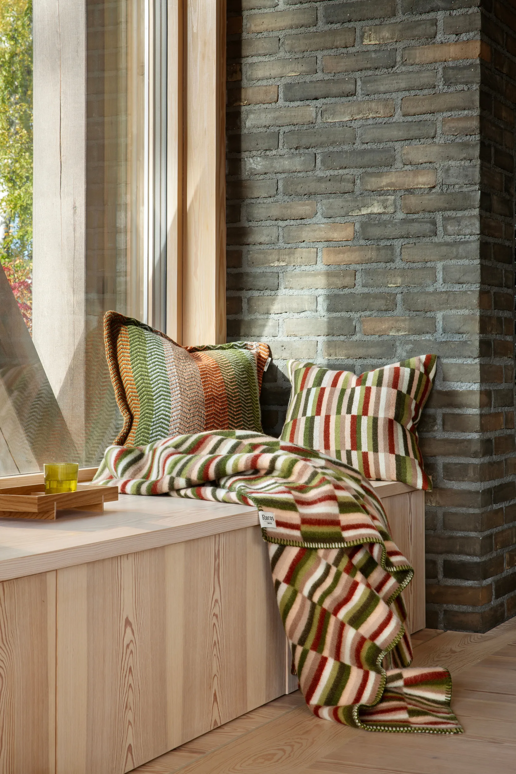 Ida pute 50x50 cm, Olive burgundy Røros Tweed