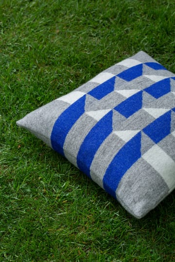 Kvam pute 50x50 cm - Blue - Røros Tweed