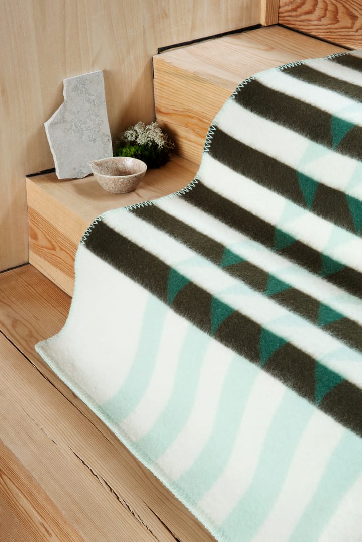 Kvam teppe 135x200 cm - Green - Røros Tweed
