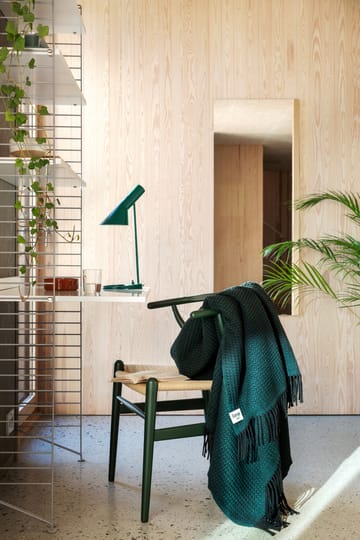 Vega pledd 150x210 cm - Dark green - Røros Tweed