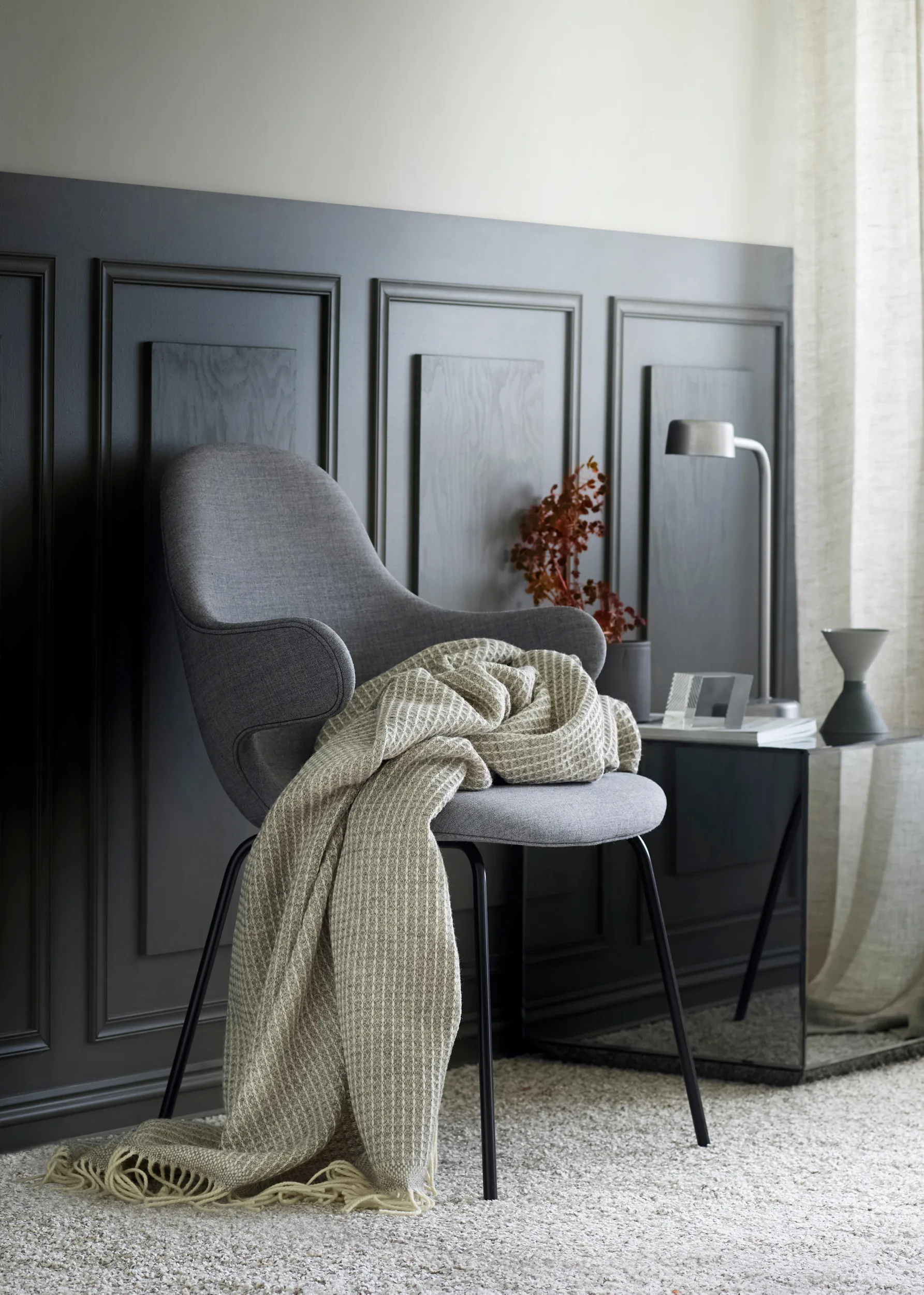 Vega pledd 150x210 cm, Grey Røros Tweed