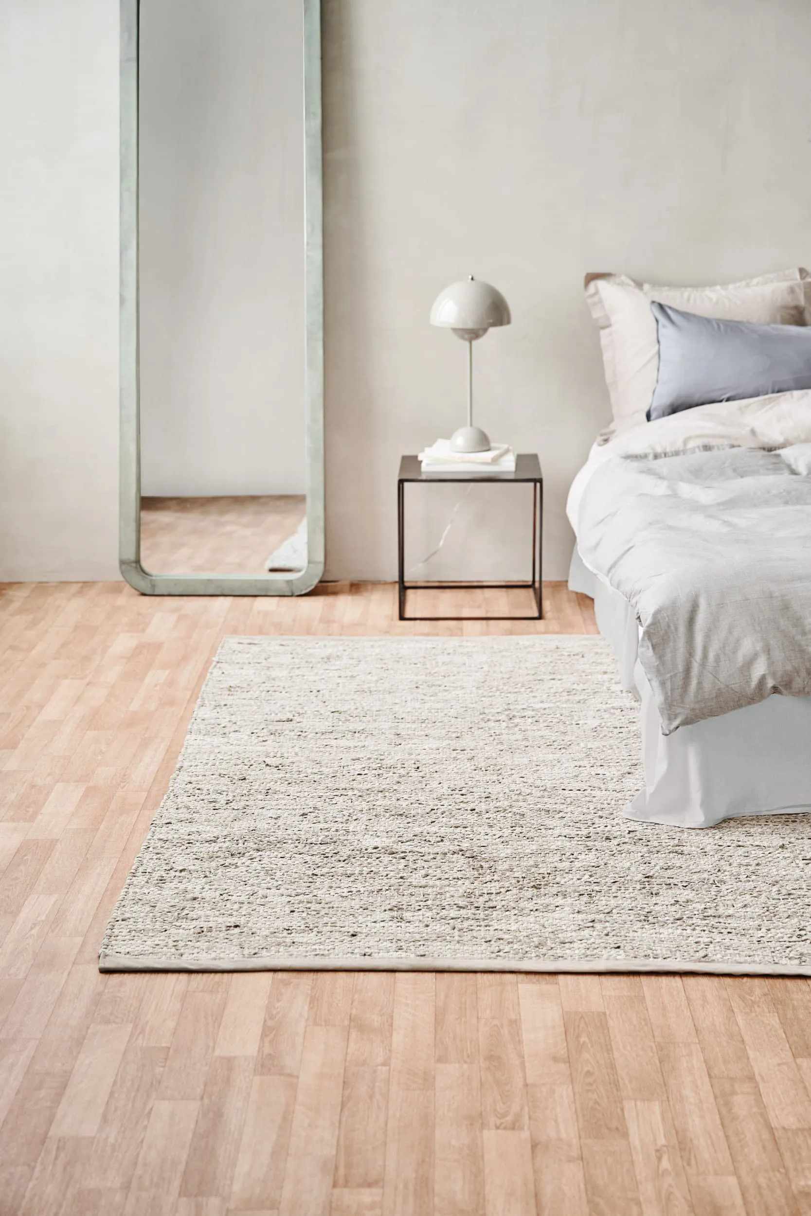 Leather gulvteppe 140x200 cm, beige Rug Solid