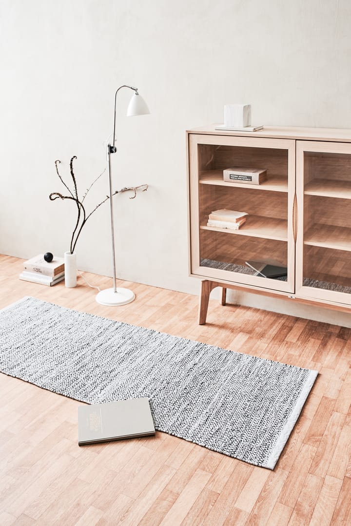 Leather gulvteppe 65x135 cm, light grey (lysegrå) Rug Solid