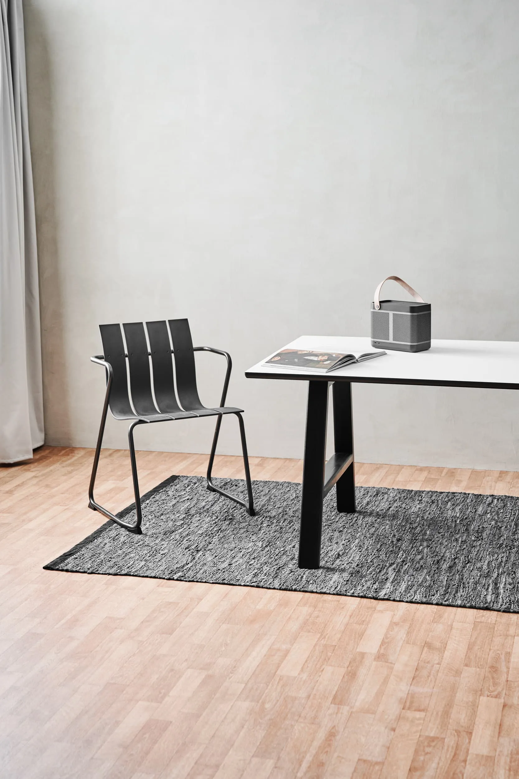 Leather gulvteppe 75x200 cm, dark grey (mørkegrå) Rug Solid