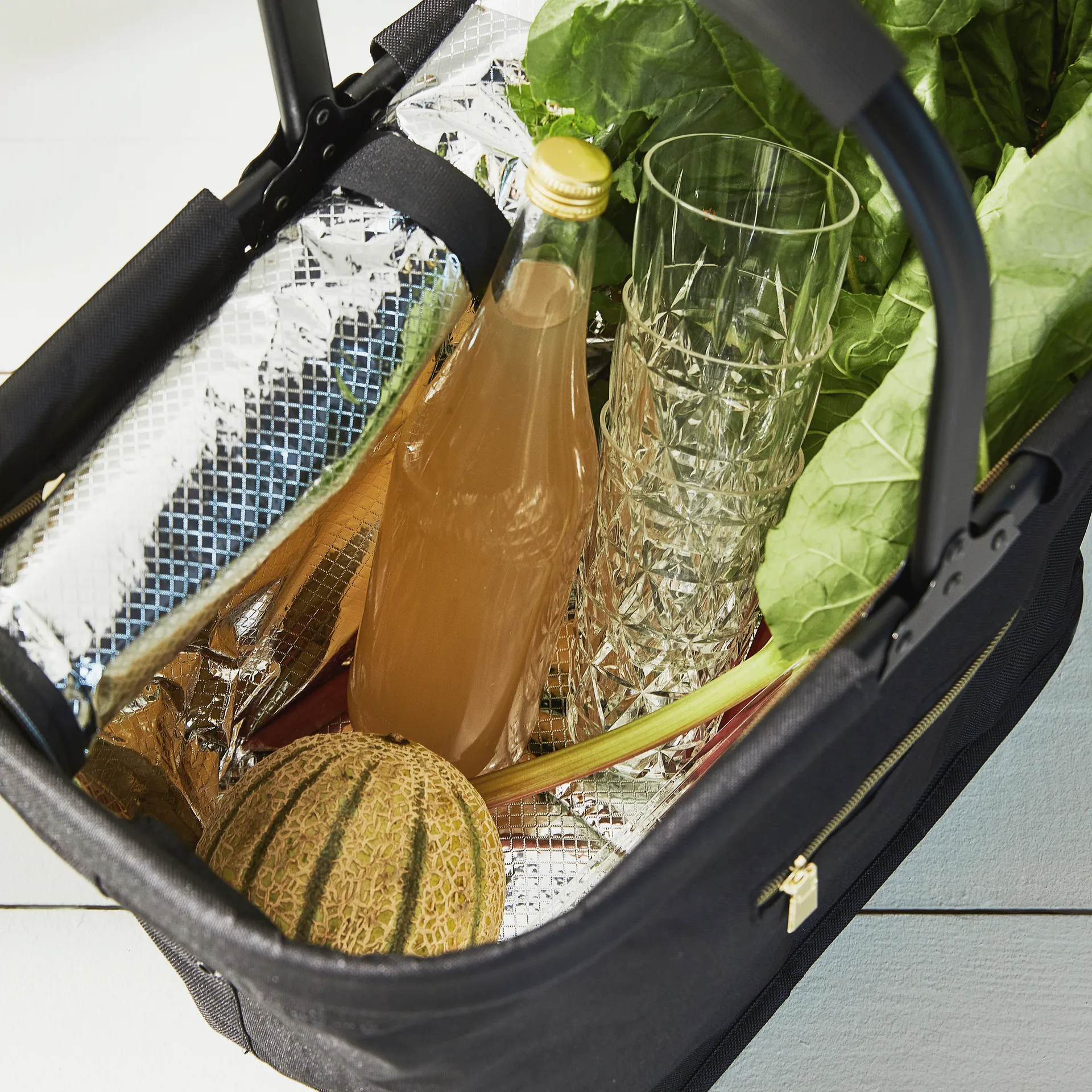 City kjøleikurv, Svart-gull Sagaform