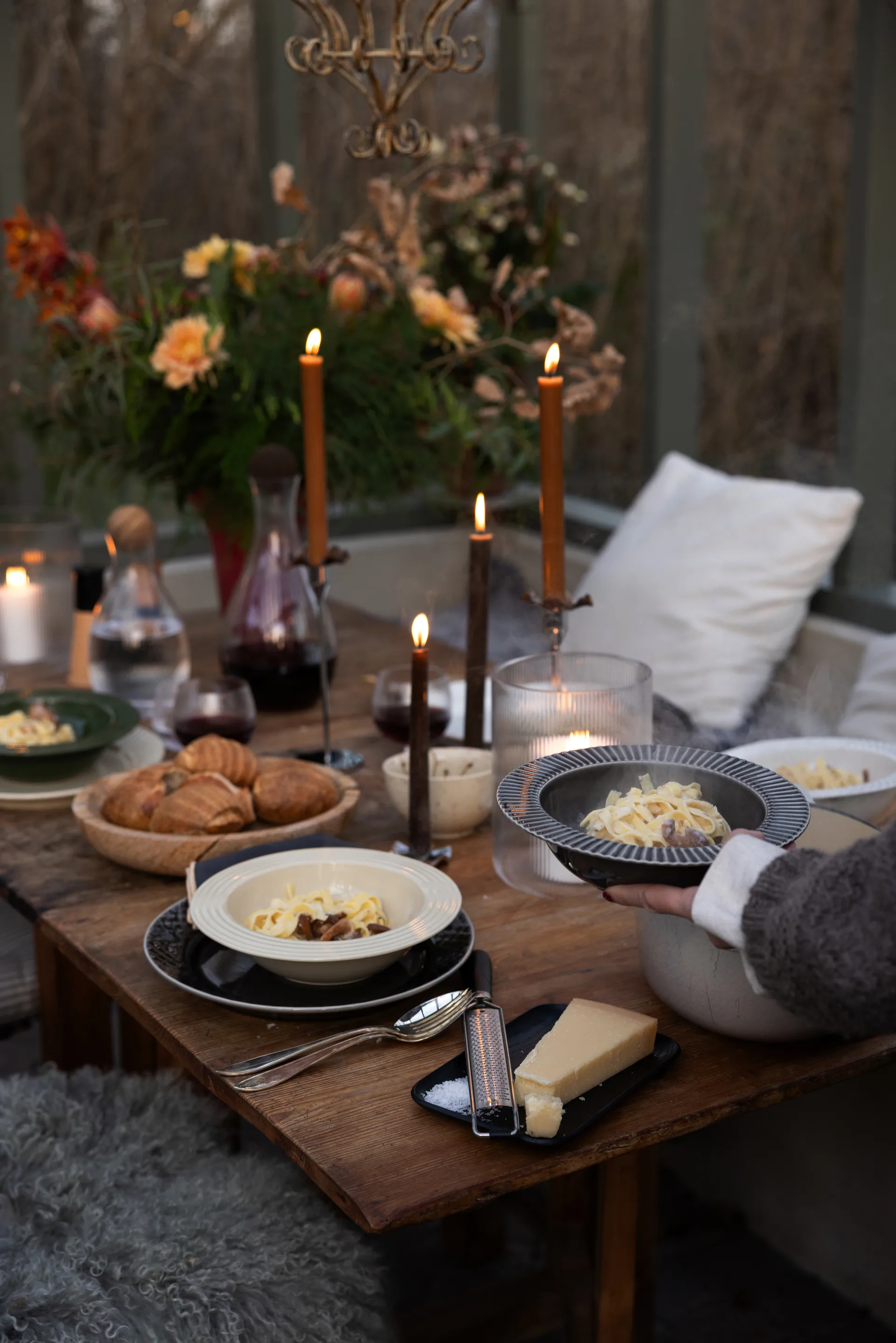 Coffee & More dyp tallerken Ø22 cm, Grå Sagaform