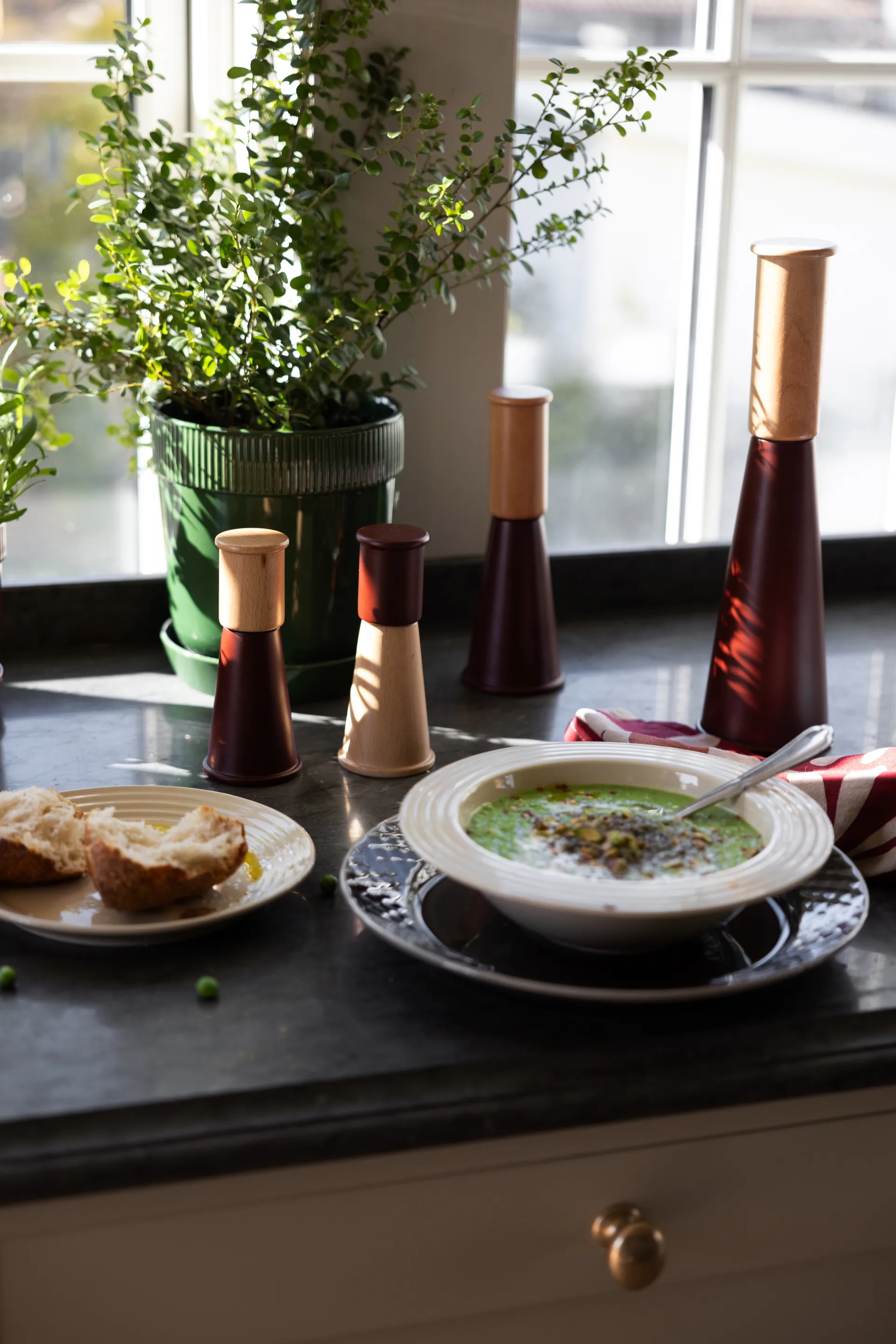 Gurken salt- og pepperkvern liten 2 deler, Rød-brun Sagaform