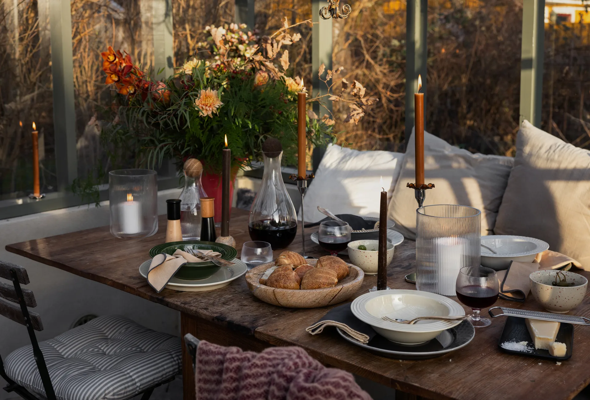 Sten bolle stor Ø28 cm, Brun skogsmarmor Sagaform