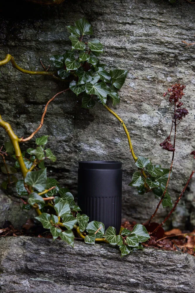 Tova termokopp til bil 32 cl, Svart Sagaform