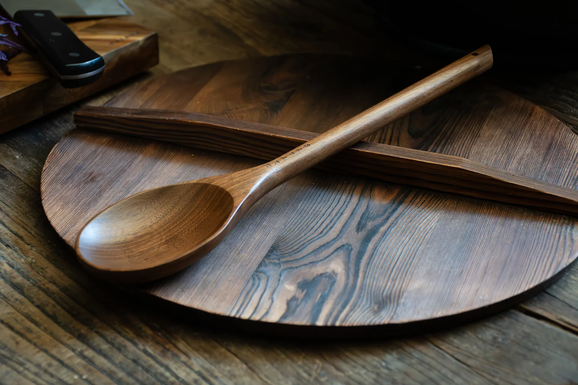 Satake serveringsskje 33,5 cm, Valnøtt Satake