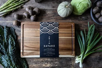 Satake skjærefjøl - Akasie, oljet, 43,2x27,9x3,8 cm - Satake