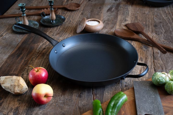 Satake stekepanne i lettvektsstøpejern keramisk, 32 cm Satake