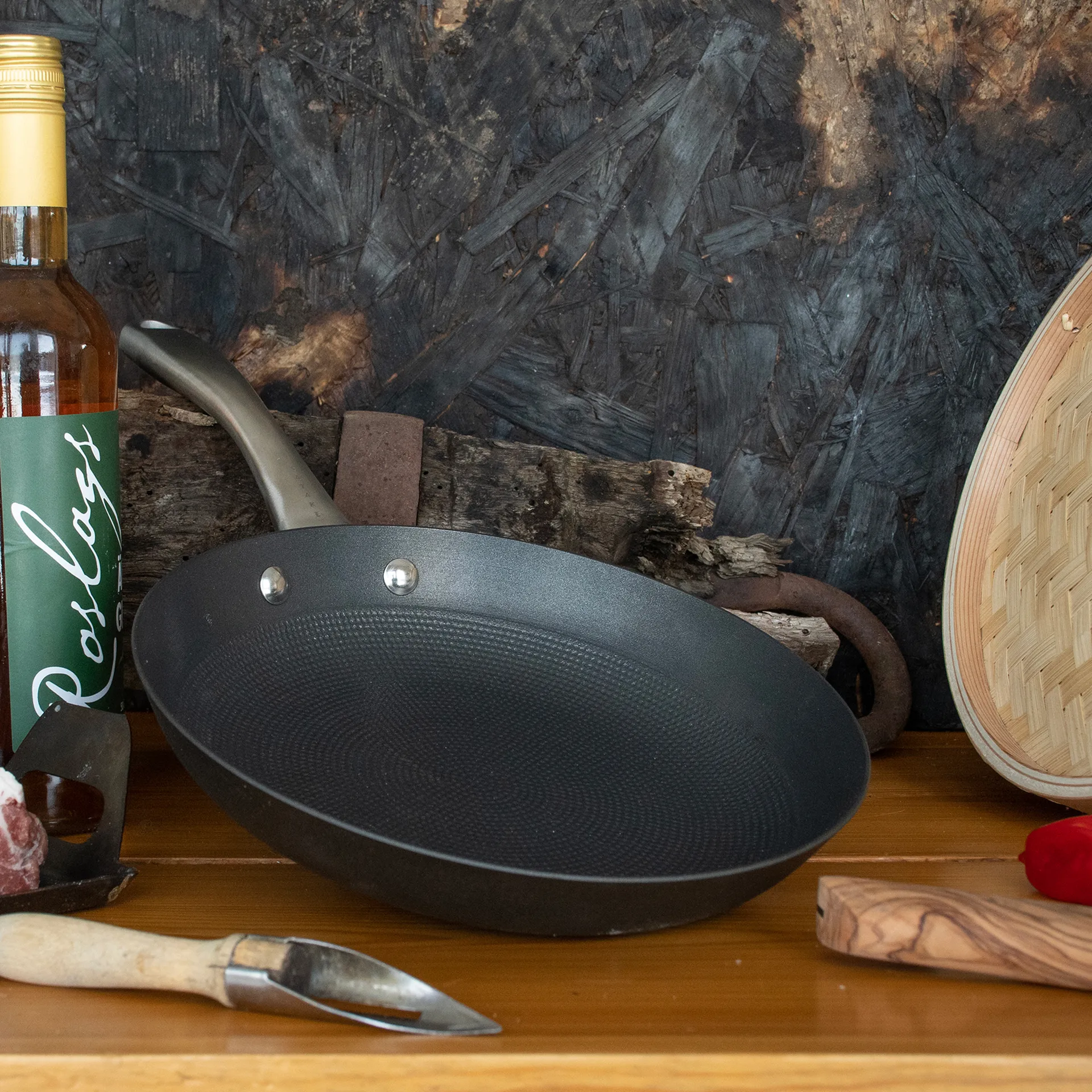 Satake stekepanne i lettvektsstøpejern non stick, 24 cm Satake