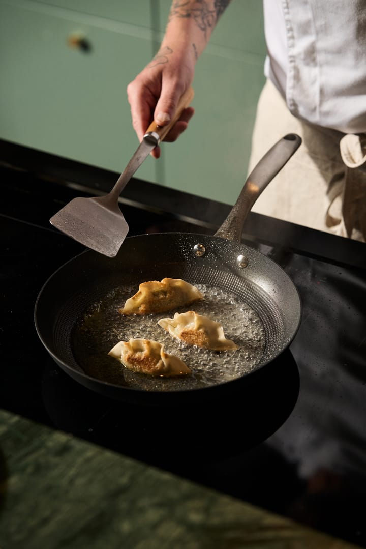 Satake stekepanne i lettvektsstøpejern non stick, 28 cm Satake